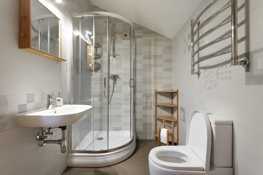 imgi_27_bathroom-remodeling-in-nixa-mo-small-bathroom-1024x683.jpg