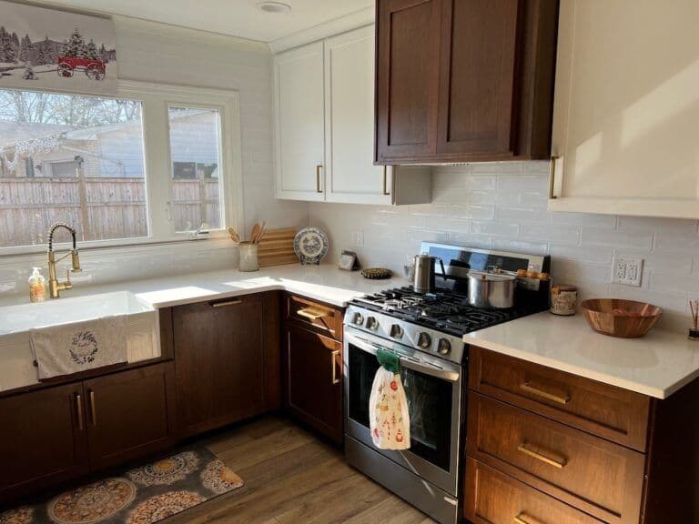 imgi_50_L-shape-kitchen-design-768x576.jpg