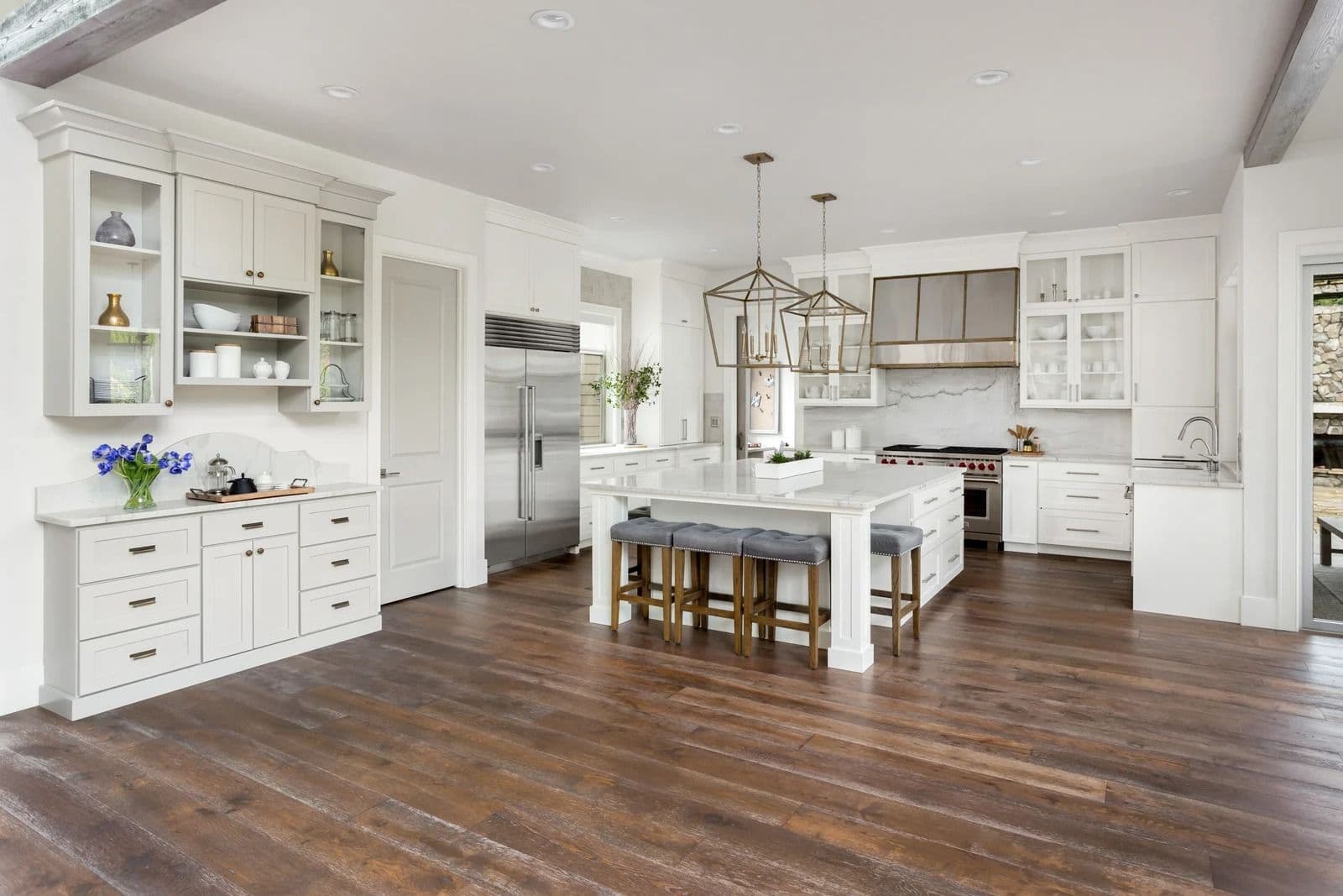 white kitchen