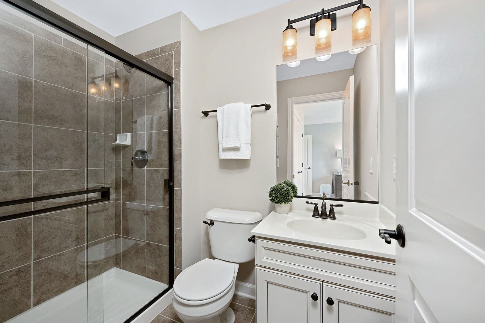 imgi_6_jacuzzi-showers-in-springfield-mo-full-bathroom-view.jpg